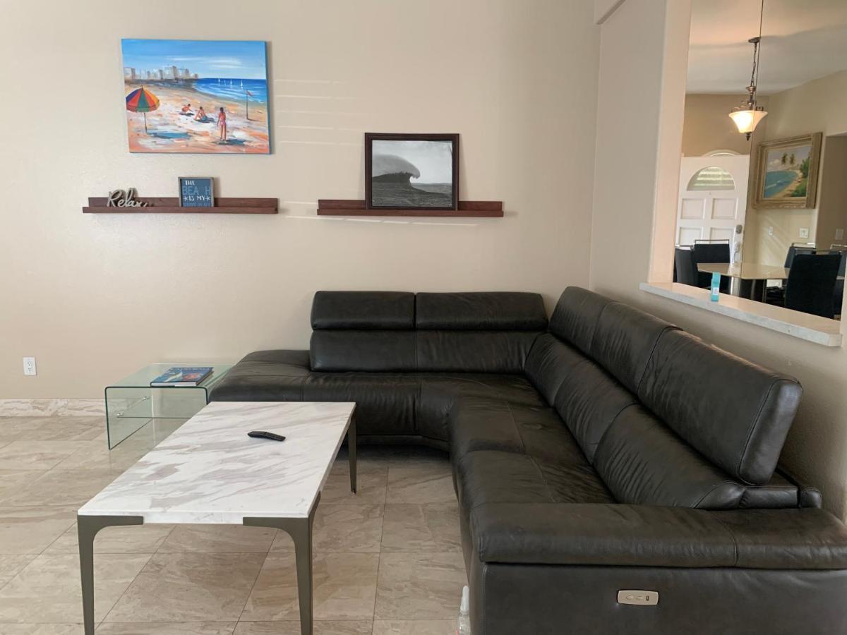 Pacific Breeze Right Next To Huntington Beach Pier! Steps From Beach!! Eksteriør bilde